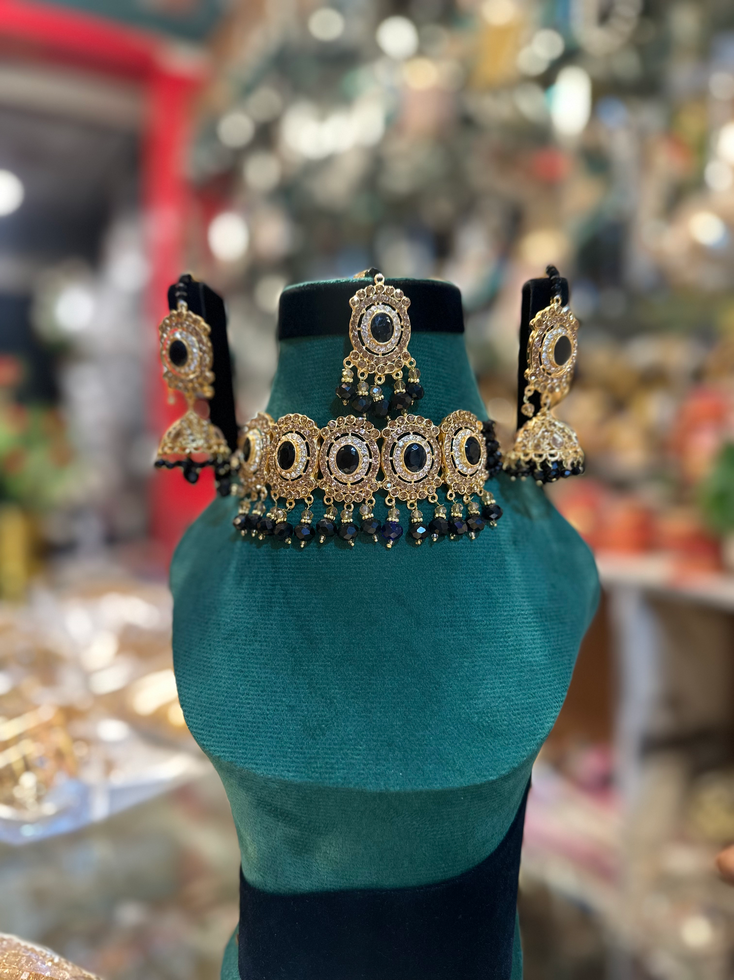 Royal Black Stone Gold-Plated Choker Set for Women | Traditional Bridal & Party Wear Kundan Jewelry with Earrings and Maang Tikka